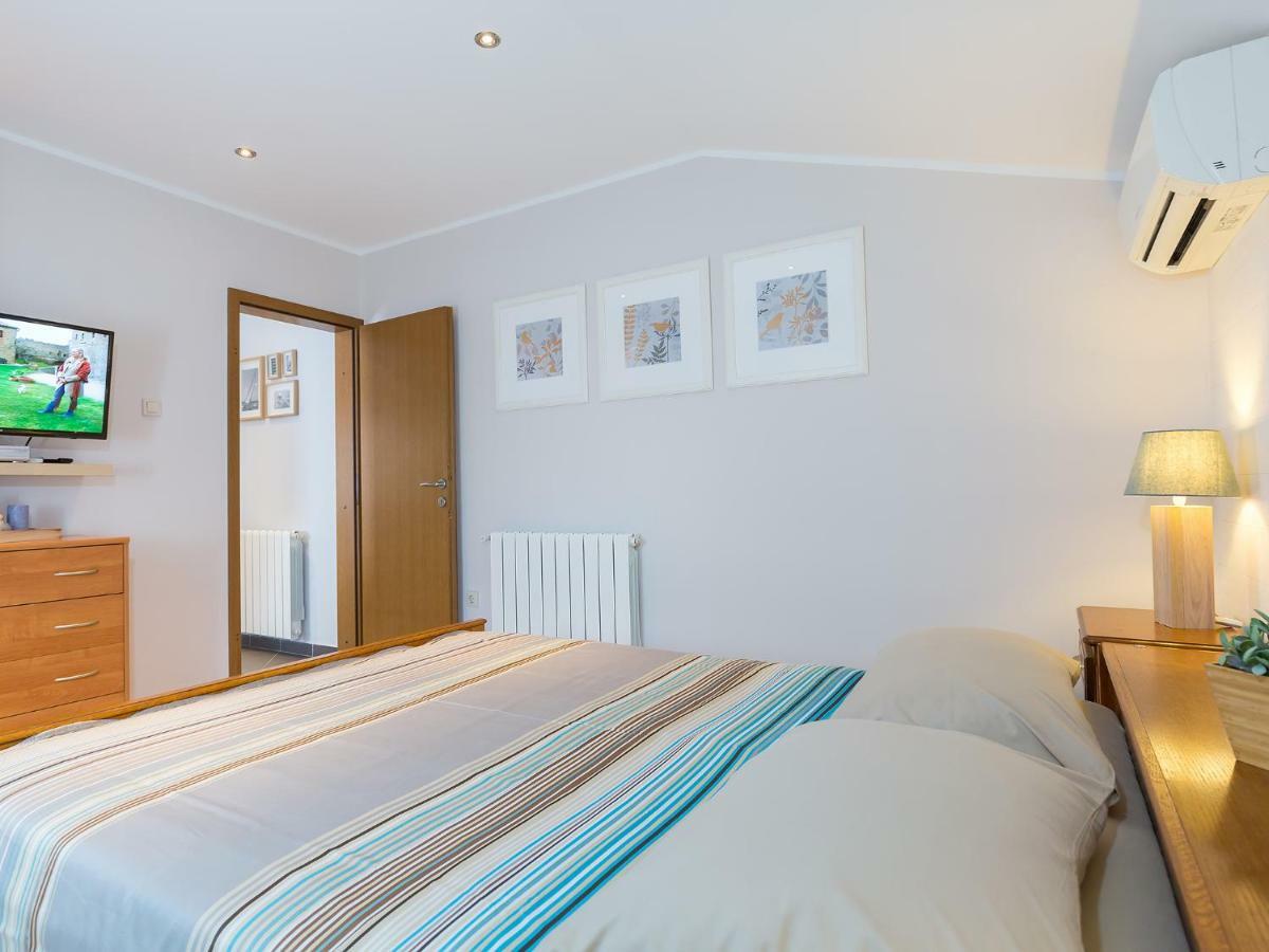Cosy Studio Apartment Porec Exterior photo