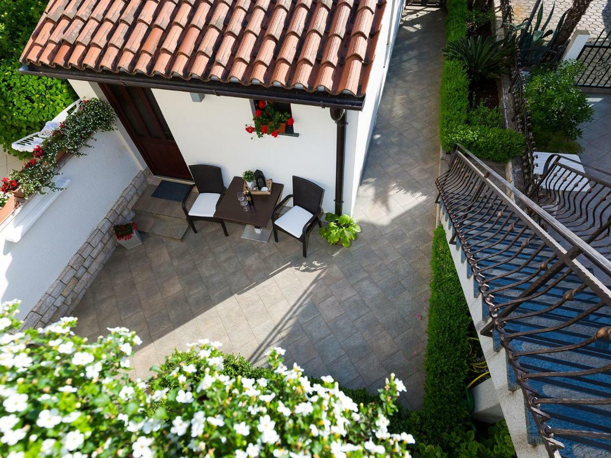 Cosy Studio Apartment Porec Exterior photo